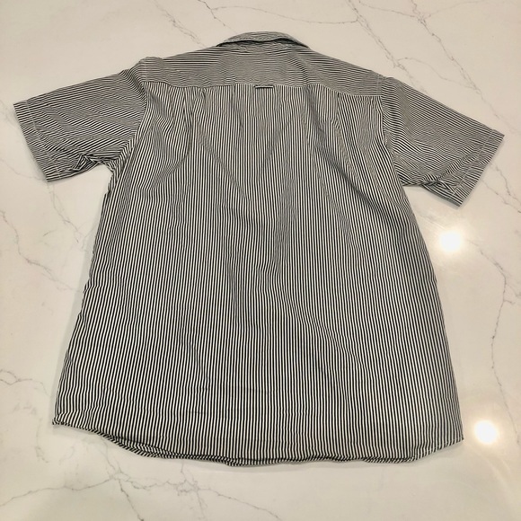 Uniform experiment short sleeves shirt - Picture 5 of 13